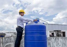 إصلاح خزانات المياه بدقة